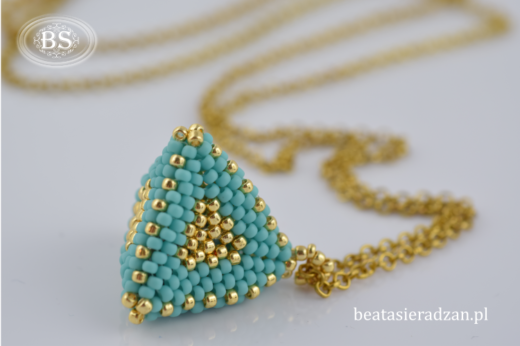 piramidka naszyjnik wisior prezent gift neckle rękodzieło biżuteria wykonana ręcznie , hand made , jewelry boho, korale ,